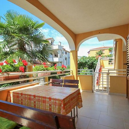 Apartmán Alenka Orange Novigrad Istria Exteriér fotografie