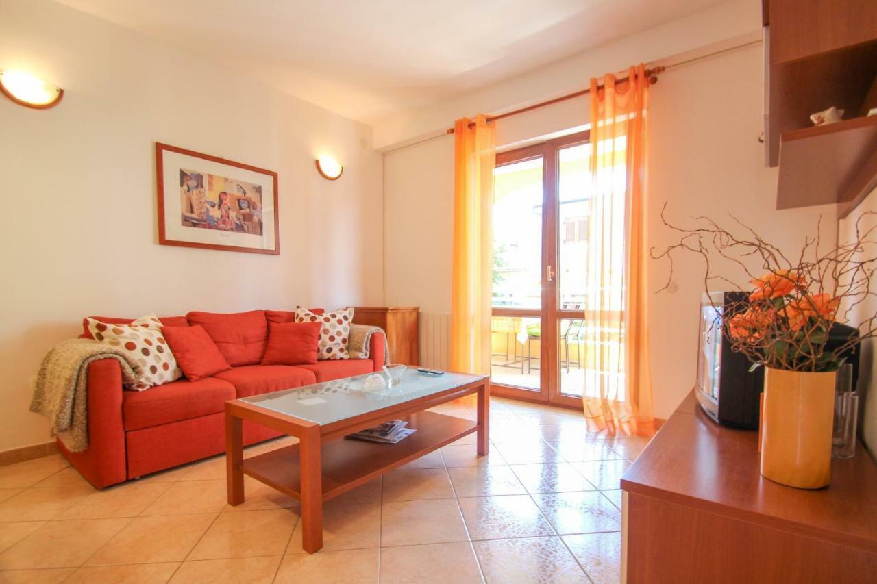 Apartmán Alenka Orange Novigrad Istria Exteriér fotografie