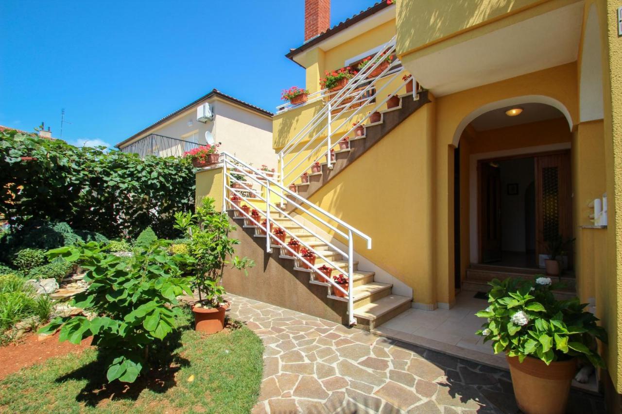 Apartmán Alenka Orange Novigrad Istria Exteriér fotografie
