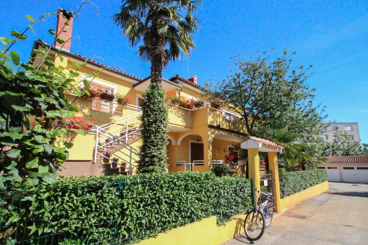Apartmán Alenka Orange Novigrad Istria Exteriér fotografie