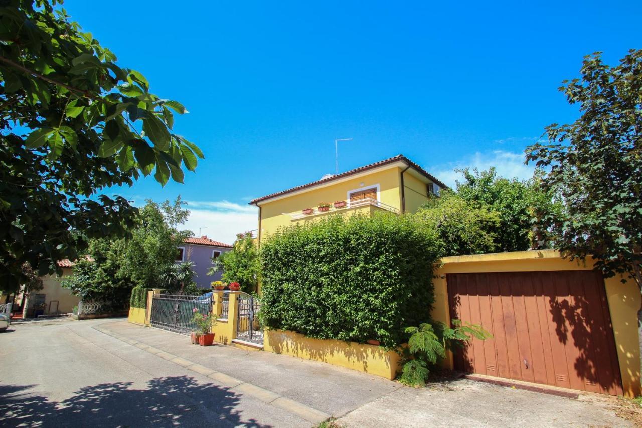 Apartmán Alenka Orange Novigrad Istria Exteriér fotografie